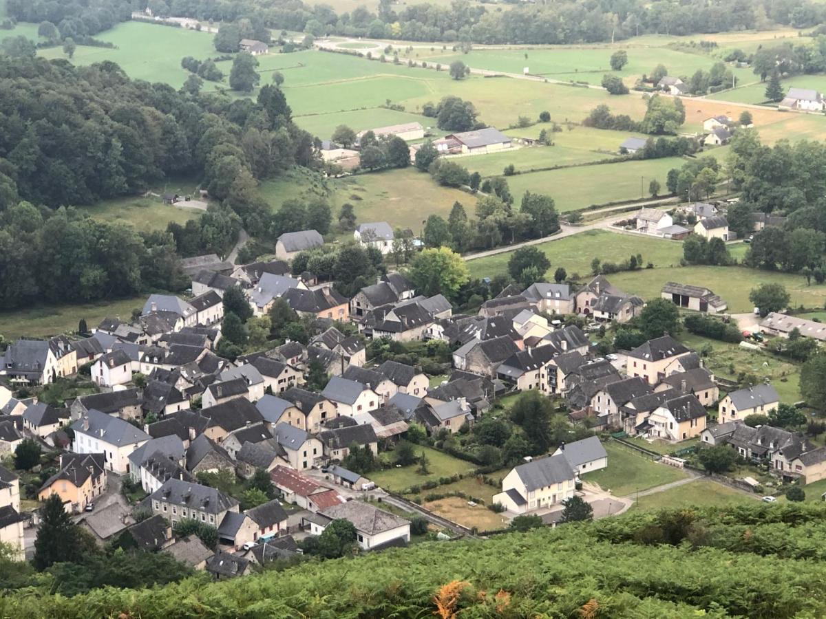 L 'Air D'Aspe Bed and Breakfast Accous Eksteriør billede